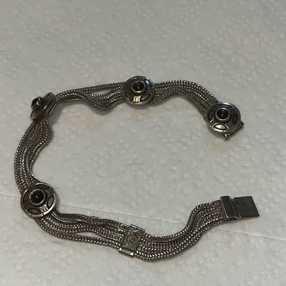Anatoli Sterling Silver 925 Garnet Bracelet 7". 16.6 gm
